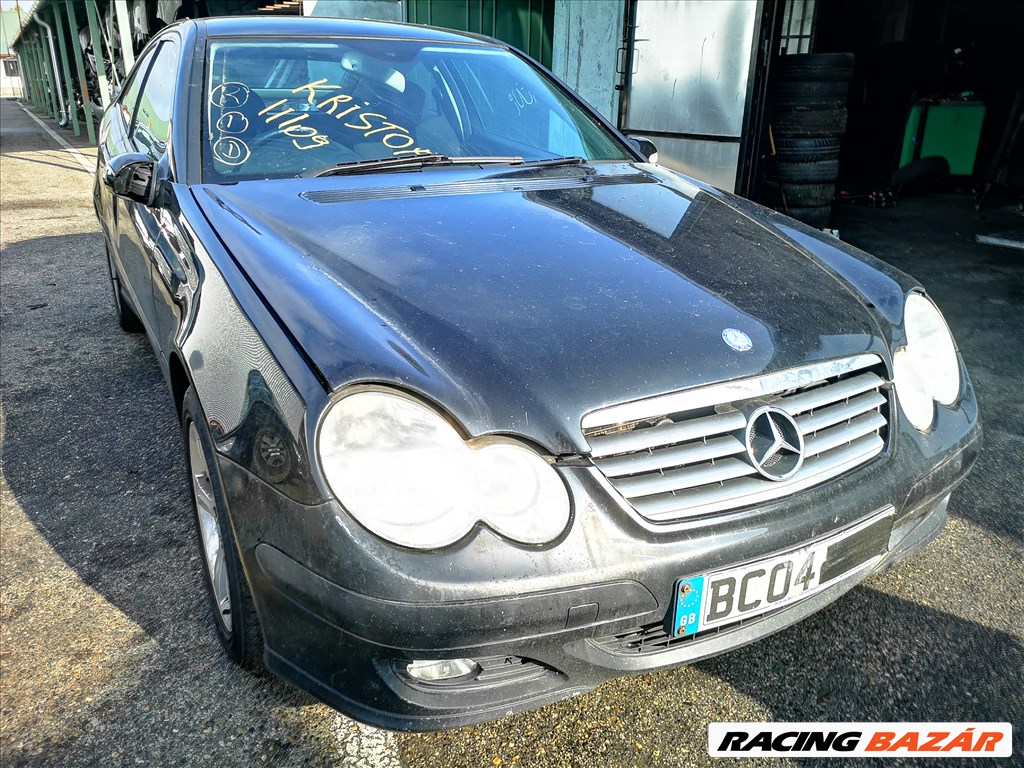 Mercedes C 180 (W203) bontott alkatrészei 1. kép