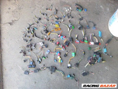 peugeot 607   2001    3.0 v6 benzin csatlakozók