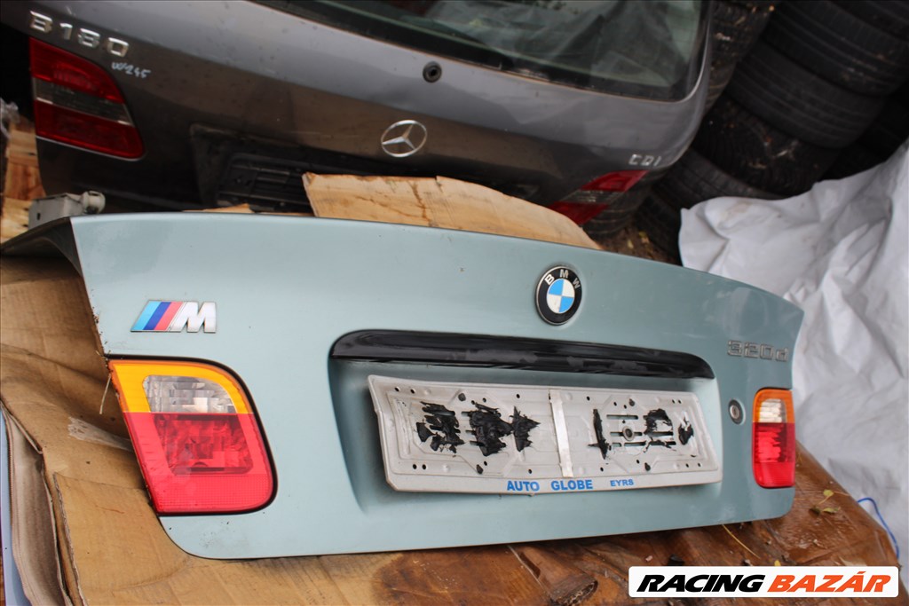 BMW  E46 csomagtér ajtó üresen (112.) 1. kép