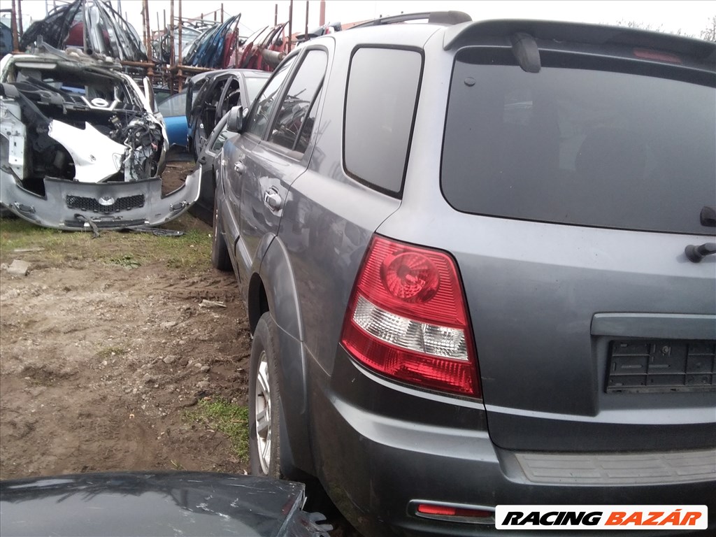 Kia Sorento bontott alkatrészei 2. kép