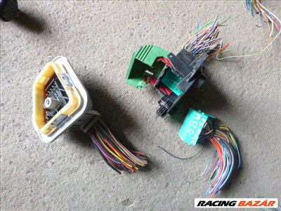 Opel Astra G 1999,1,4, ,16V X14XE CSATLAKOZÓK