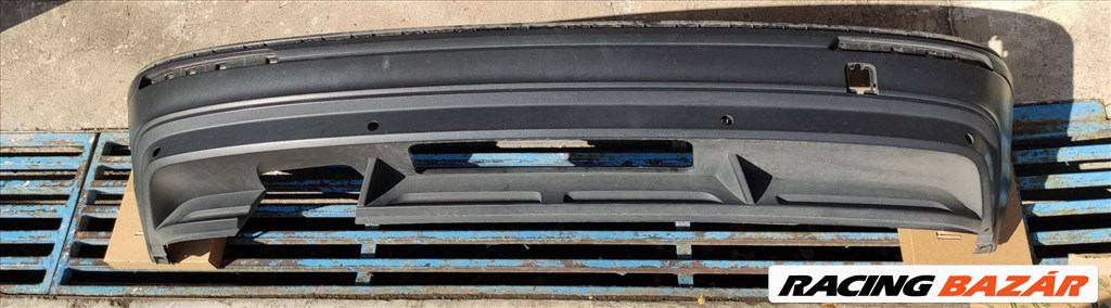 VW Tiguan AD 2. gen. (2016-tól) Comfortline hátsó spoiler/diffúzor 5NA 807 521 1. kép
