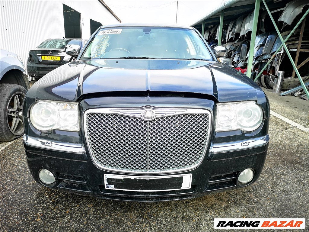 Chrysler 300C komplett eleje  1. kép