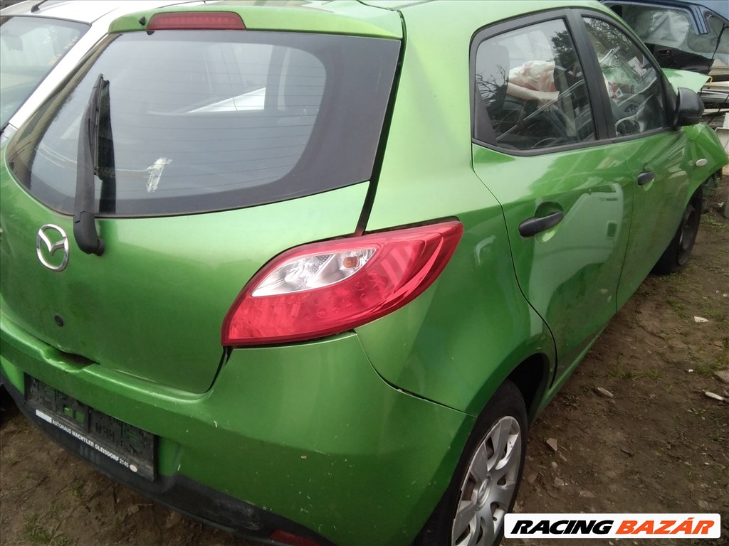 Mazda 2 bontott alkatrészei 1. kép