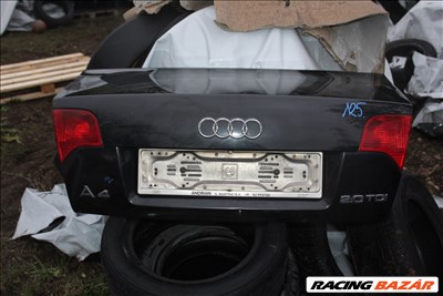 Audi A4 B7 (sedan)  csomagtér ajtó üresen (125.)