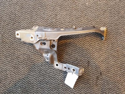 Opel Astra H bal első fényszórókeret