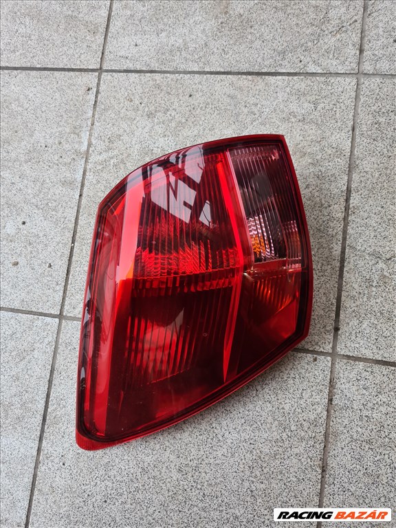 NISSAN QASHQAI Jobb hátsó lámpa  1. kép