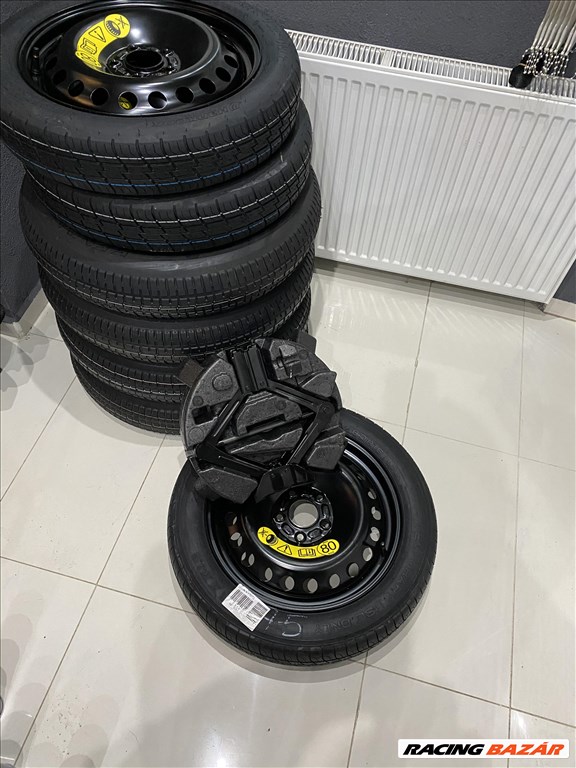 Nissan Juke Mankókerék Specialistától Pótkerék 135/90R16 Emelő Kerékkulcs Vonószem Defektjavító Kit 1. kép