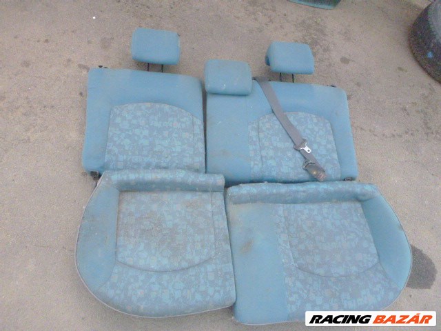 Peugeot 206 5 ajtós hátsó üléssor  1. kép