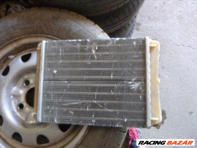 Mercedes   w123     fűtőradiátor 