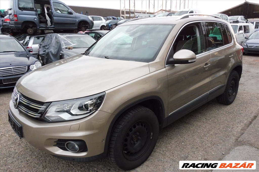 Volkswagen Tiguan bontott alkatrészei 3. kép