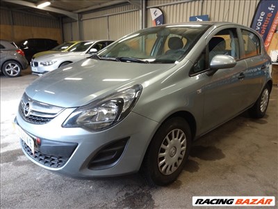 Opel Corsa D bontott alkatrészei