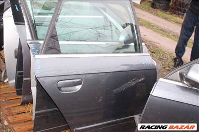 Audi A4 B7 jobb hátsó ajtó üresen (571)