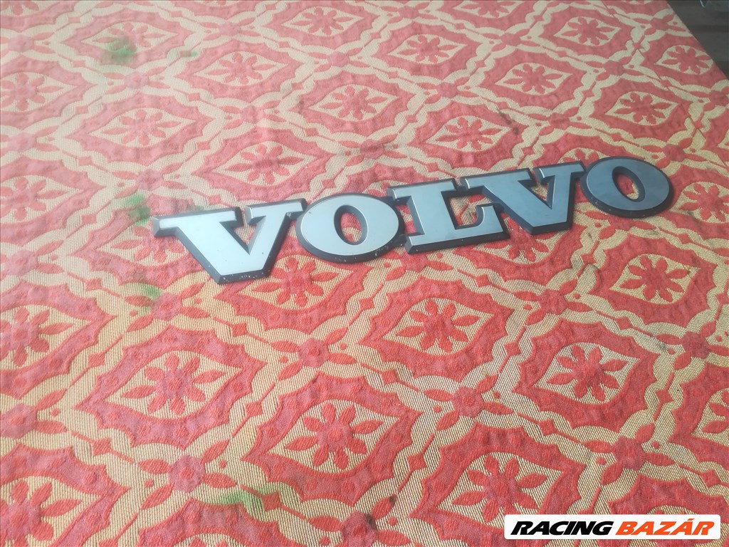 Eladó Volvo autóbusz / busz márkajelzés 2. kép