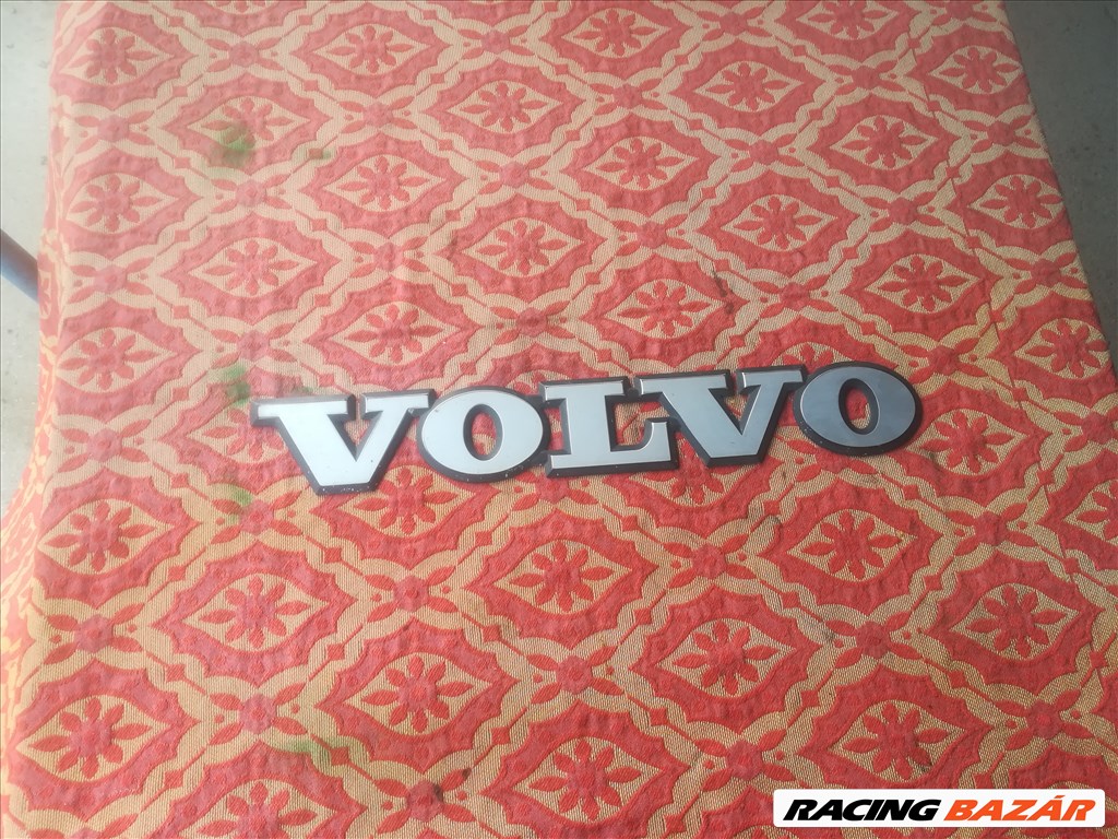 Eladó Volvo autóbusz / busz márkajelzés 3. kép