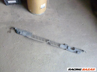 Volkswagen Golf II     lökhárító alsó rács    191 853 677  SÉRÜLT 191853677