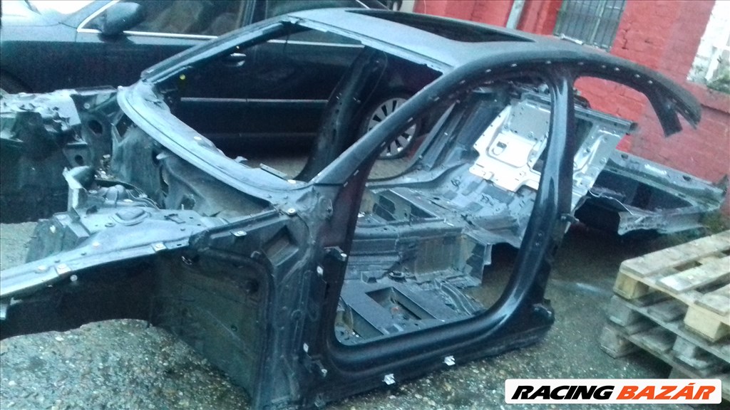 Audi A8 (D4 - 4H) 4.2 TDI quattro Komplett karosszéria 2. kép
