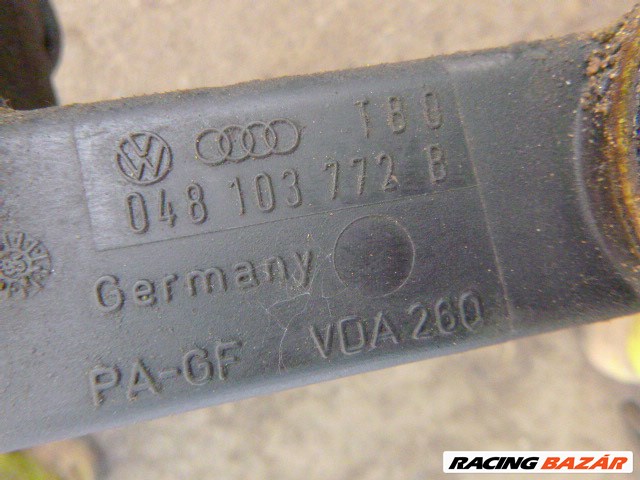 Volkswagen Golf III 1,6 AEK forgattyúsház  048103772b 4. kép