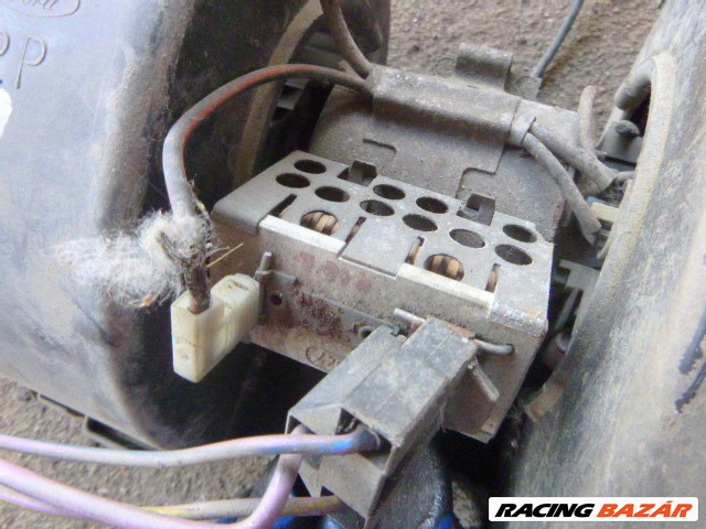 Ford Escort (6th gen) 1.6i Turnier fűtőmotor  (1998)  4. kép