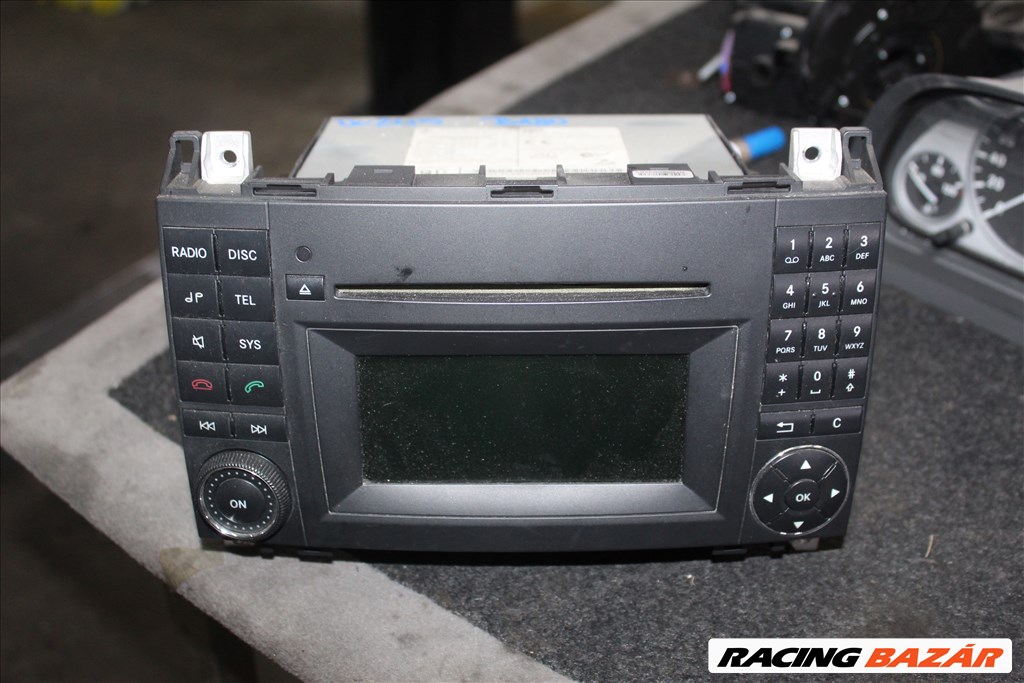 Mercedes B180 W245 CD rádió  a1698705794 1. kép