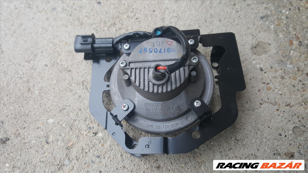 Suzuki Grand Vitara jobb oldali ködlámpa eladó. 5248998 2. kép