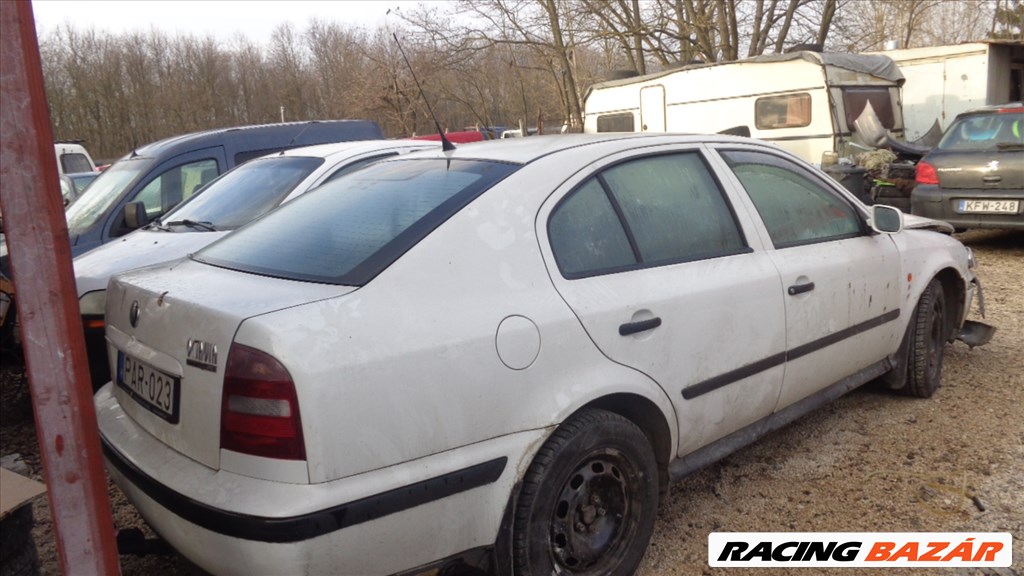 Skoda Octavia (1st gen) 1.6 GLX bajuszkapcsoló  2. kép