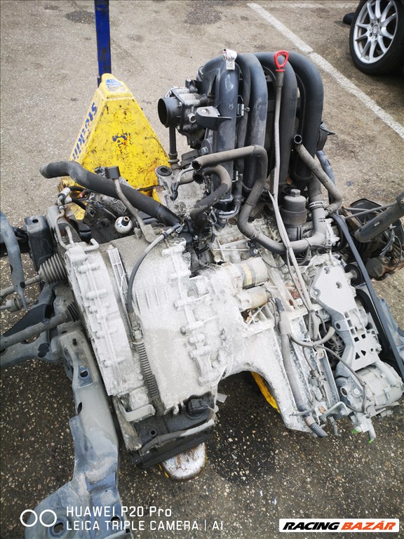 Mercedes A-osztály W169 150 benzin automata motor alkatrészek  4. kép