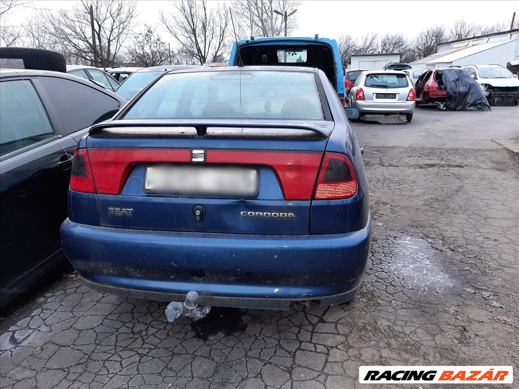 Seat Cordoba bontott alkatrészei 2. kép