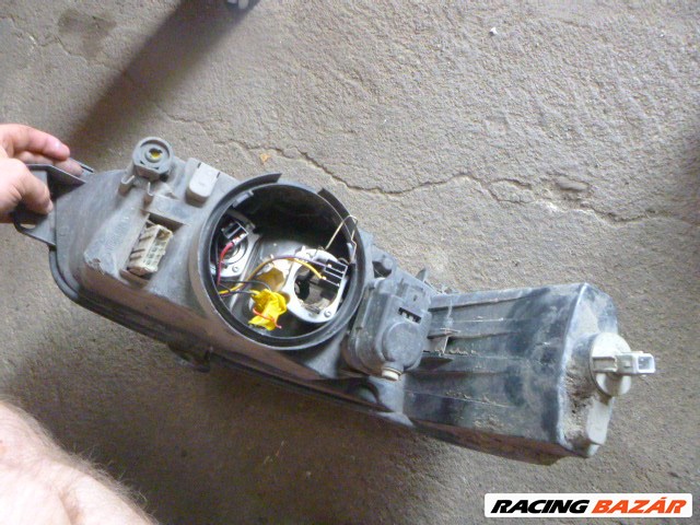 Peugeot 306 bal első lámpa motoros (index a lámpán) 7. kép