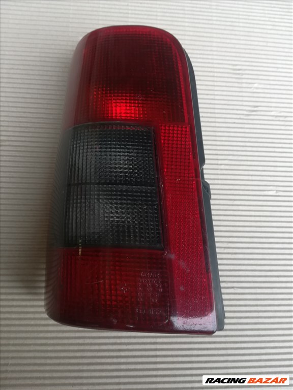 Peugeot Partner bal hátsó lámpa  1. kép