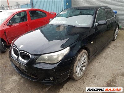 BMW 5-ös sorozat 530d M-Packet (E60/E61) bontott alkatrészei 