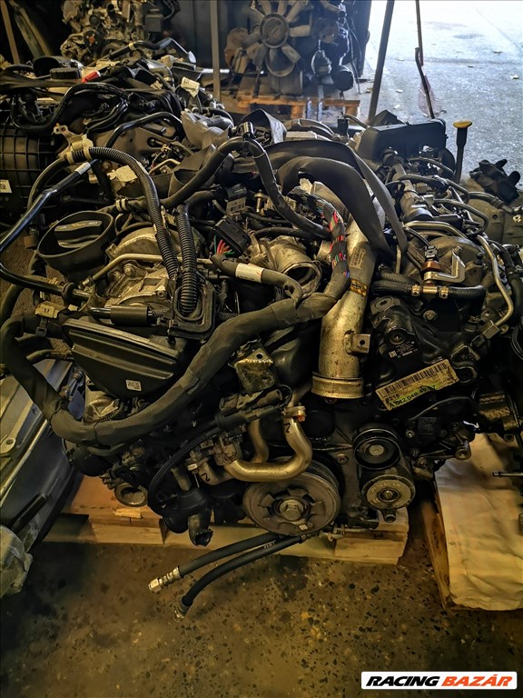 Mercedes OM642 350CDI motorok 4. kép