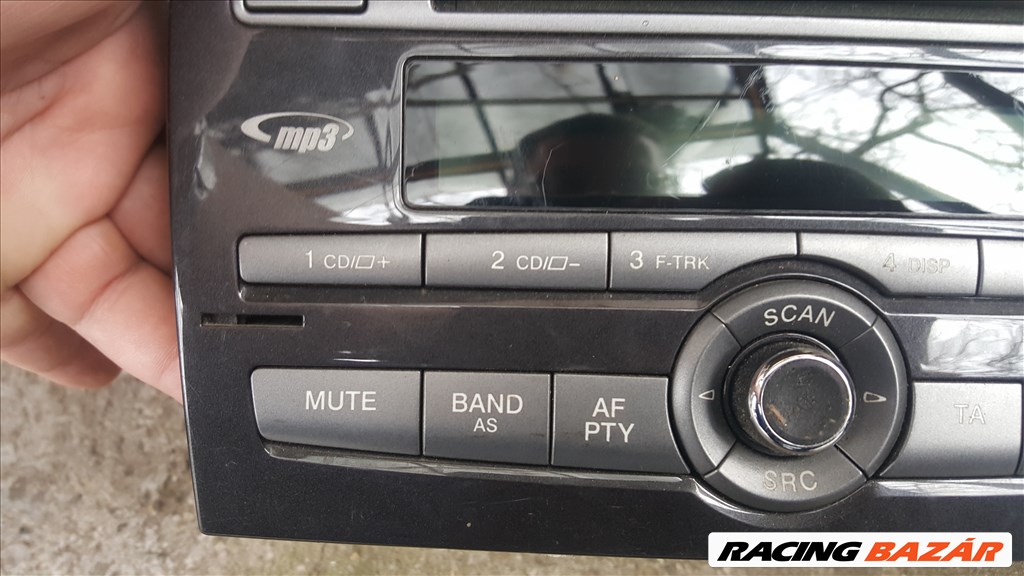 Fiat Bravo gyári rádió, mp3 cd kódjával együtt eladó! 2. kép