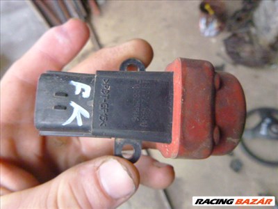 Peugeot 206 1999 1,4,,, ÜZEMANYAG VÉSZLEÁLLÍTÓ KAPCSOLÓ