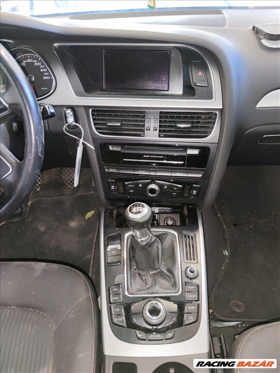Audi A4 B8 Facelift 2013 bontás 8. kép