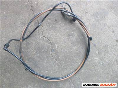 Volkswagen Touran 2005 1,9 ALSÓ ÜZEMANYAGCSŐ PÁR (FEKETE, BARNA)