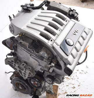 Volkswagen Golf V R32 184KW/250LE BUB motor  2. kép
