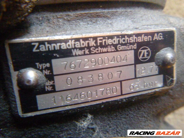Mercedes W123 W116 Szervószivattyú ZF 1164601780 A1164601780 ZF 7672900404 65bar 4. kép
