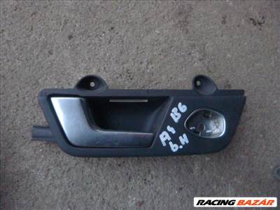 Audi A4 B6    BAL HÁTSÓ belső ajtókilincs 