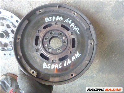 Volkswagen Passat B5 1,6, BENZIN AHL kettőstömegű lendkerék 