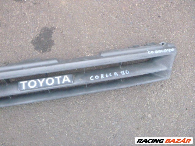 Toyota Corolla 1990 hűtőrács  3. kép