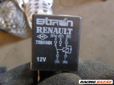 RENAULT CLIO  2000  FEKETE RELÉ 7700414484