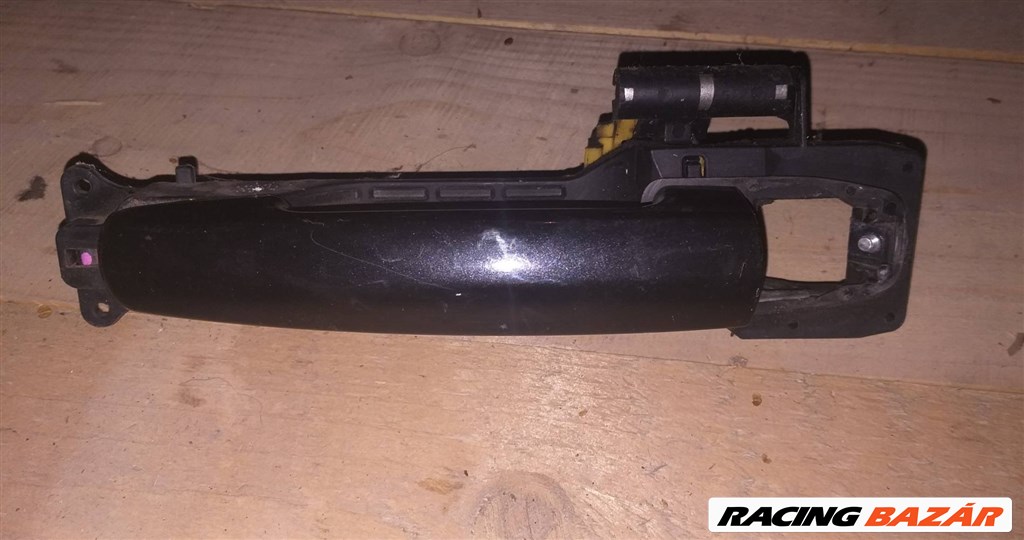 Suzuki Swift bal első külső kilincs 2005 - 2010 1. kép