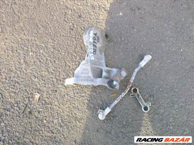 Seat Toledo (1st gen) FELSŐ váltótartó bak PÁLCÁKKAL 191 199 351  191199351