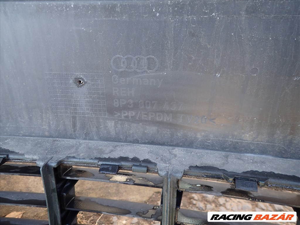 Audi A3 lökhárító + díszrács  4. kép