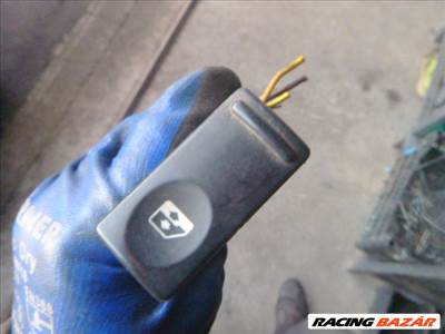 Renault Clio I 1994 ablakemelő kapcsoló csatlakozóval