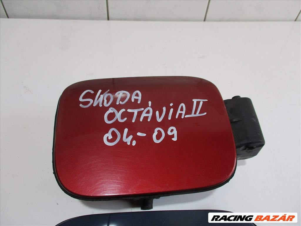 Skoda Octávia II Tank ajtó 2004-2013 4. kép