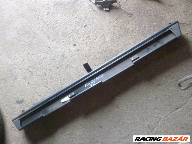 Audi A4 (B5 - 8D) kombi kutyaháló   RAKTÉRHÁLÓ  8D9 861 691  8D9861691 1. kép