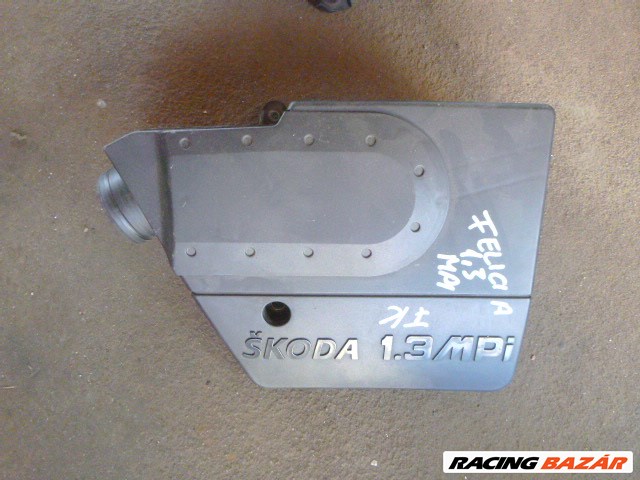 Skoda Felicia felső motorborítás   1,3 MPI 1. kép