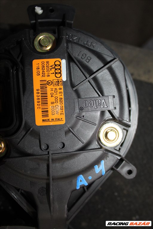 Audi A4 B7 2.0D fűtőmotor  8E1820021E 2. kép